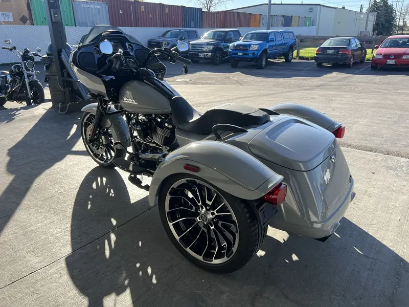 Harley-Davidson ROAD GLIDE 3 2025