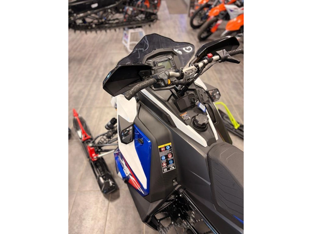 Polaris 850 Switchback Xc 146 2023 alt