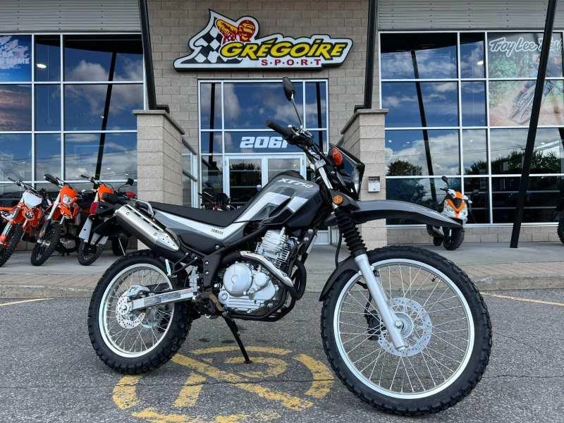 Yamaha Xt250 2024 alt