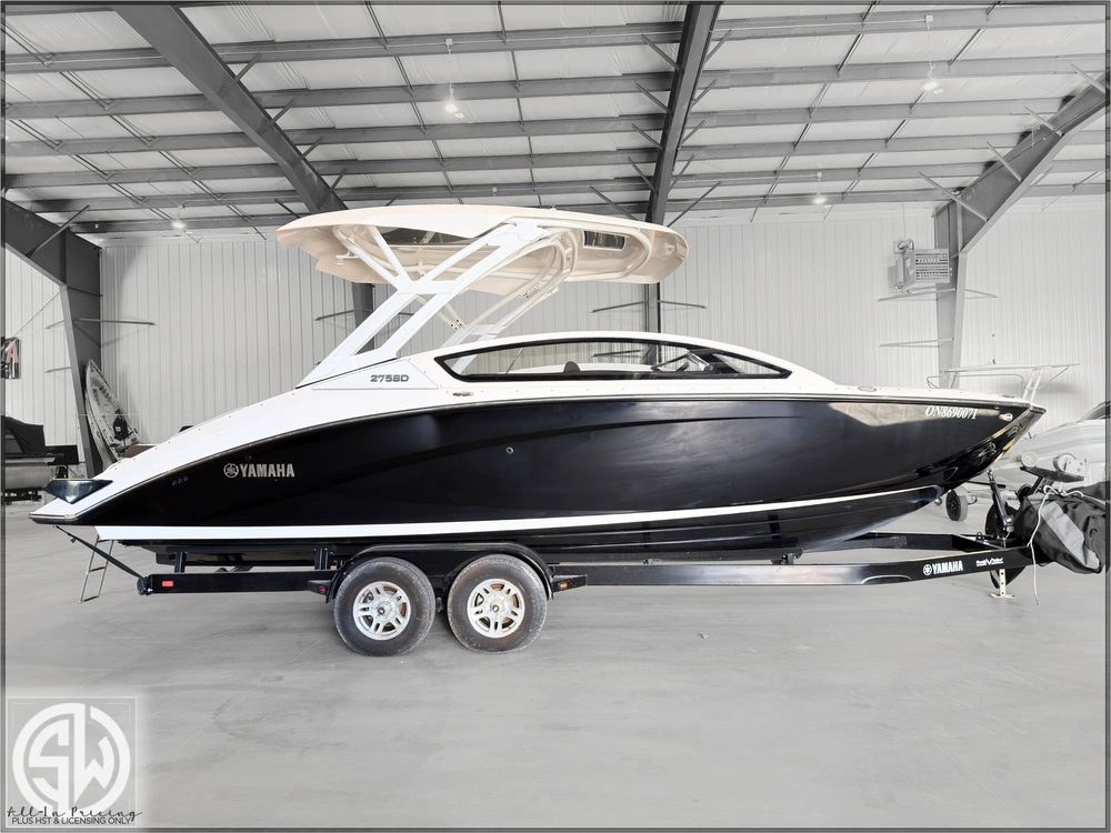 2022 Yamaha 275sd Luxury Day Boat Only 52 Hours / No Luxury Tax* alt