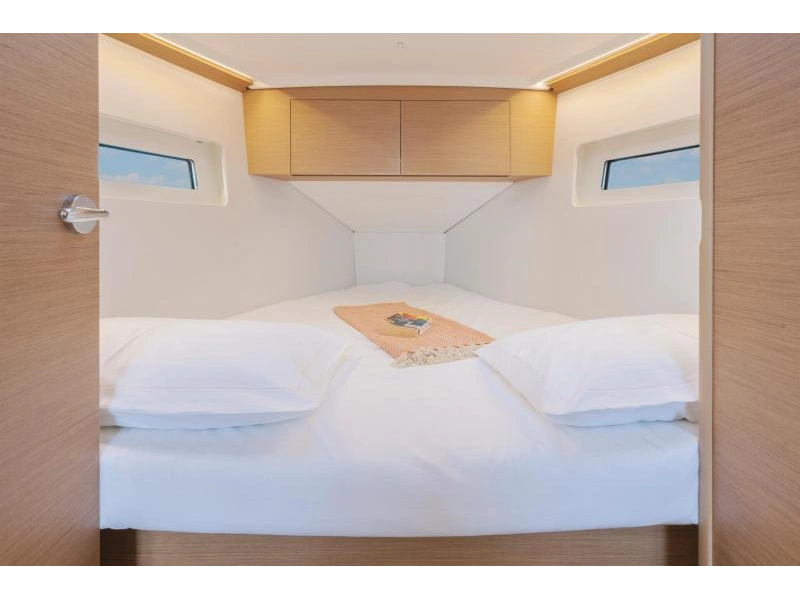 Jeanneau Sun Odyssey 350 2026 alt