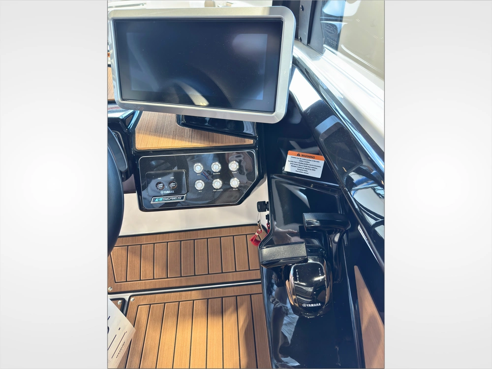 2025 Yamaha 222sd Demo Unit! alt