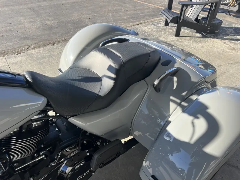 Harley-Davidson ROAD GLIDE 3 2025
