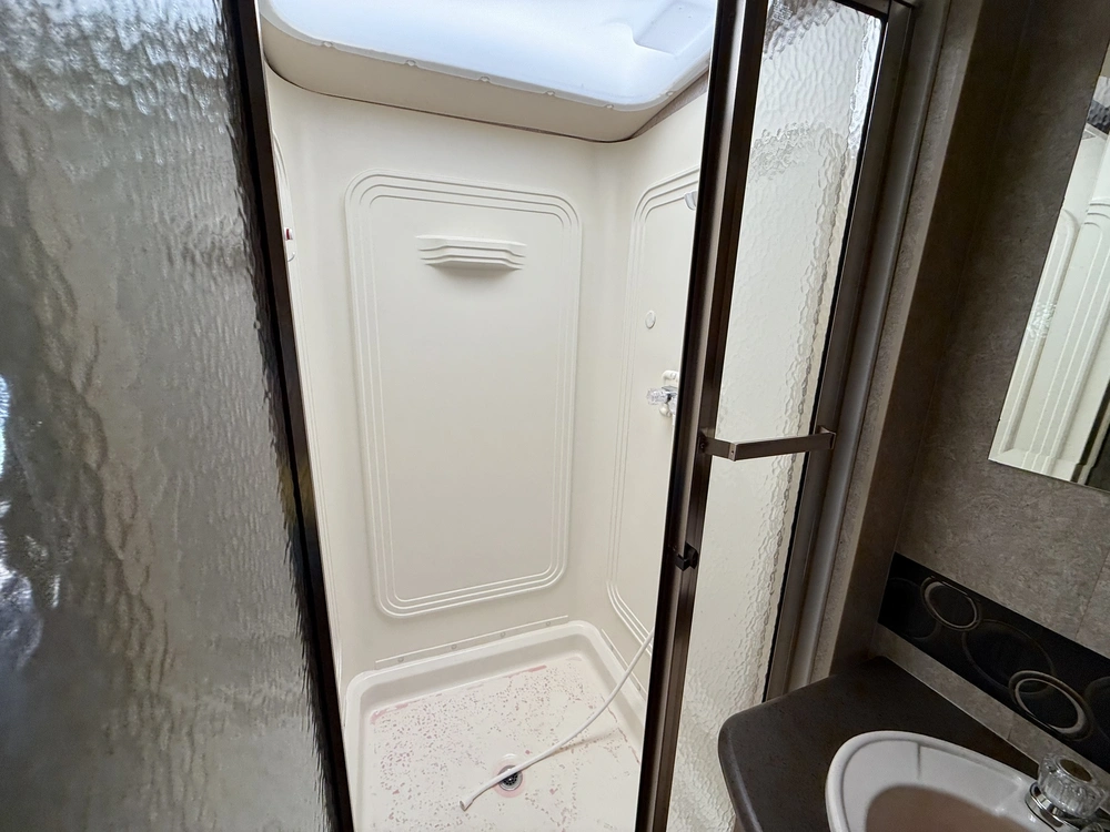 Winnebago Sunstar Itasca 35rf 2011 alt