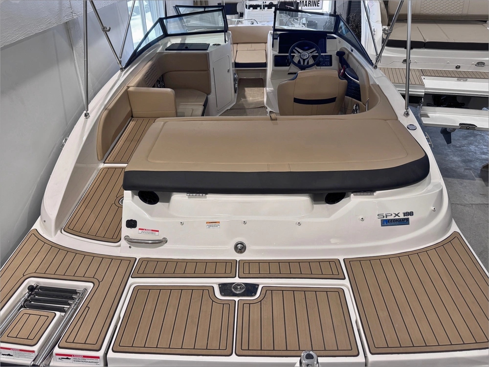 2023 Sea Ray Spx 190 No Luxury Tax* alt