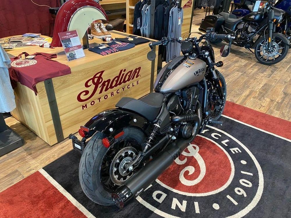 2025 Indian Motorcycle Sport Scout Ltd + Tech alt