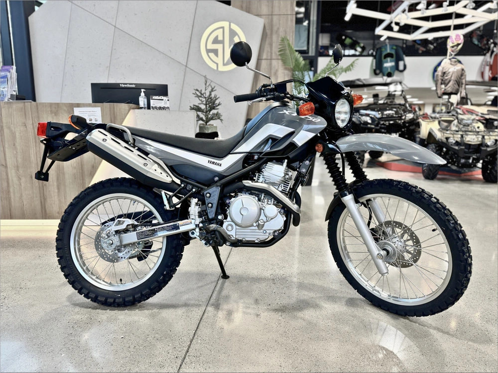 2024 Yamaha Xt250 alt