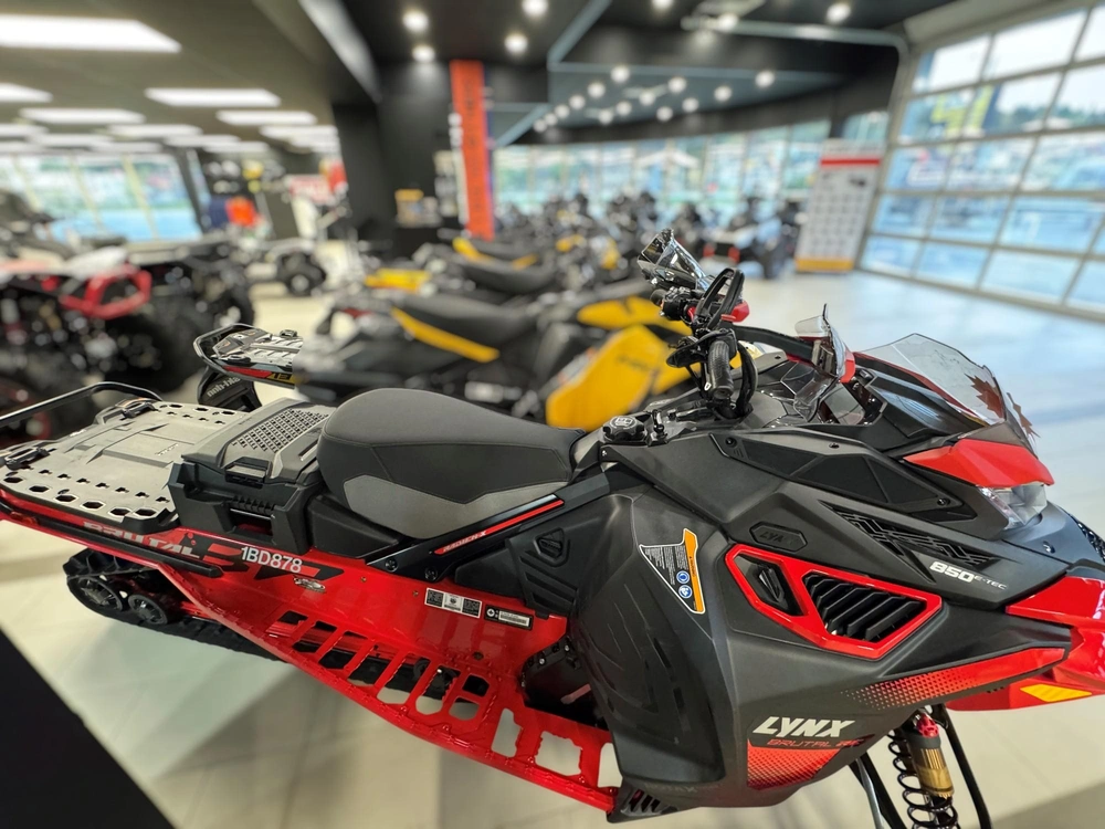 2025 Ski-doo Demo - Brutal Re 20" 850 E-tec Powdermax 2.35" E.s alt