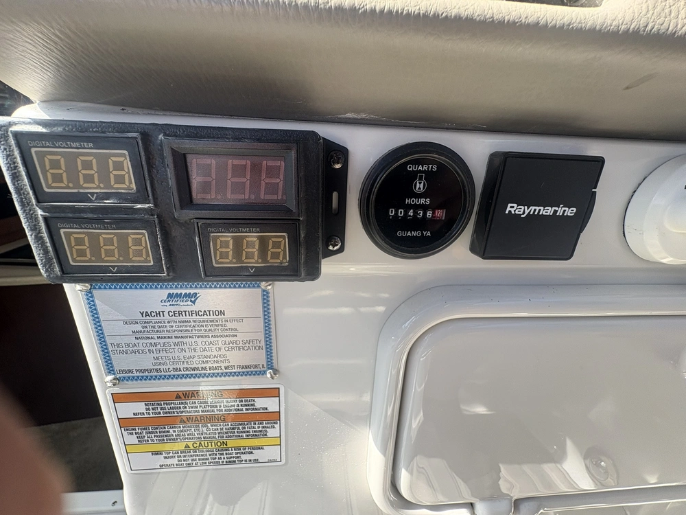 2018 Crownline 264 Cr alt