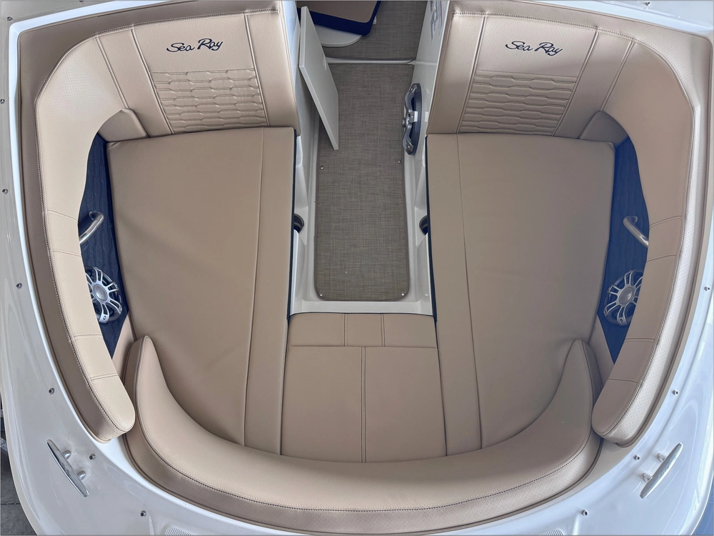 2023 Sea Ray Spx 190 No Luxury Tax* alt