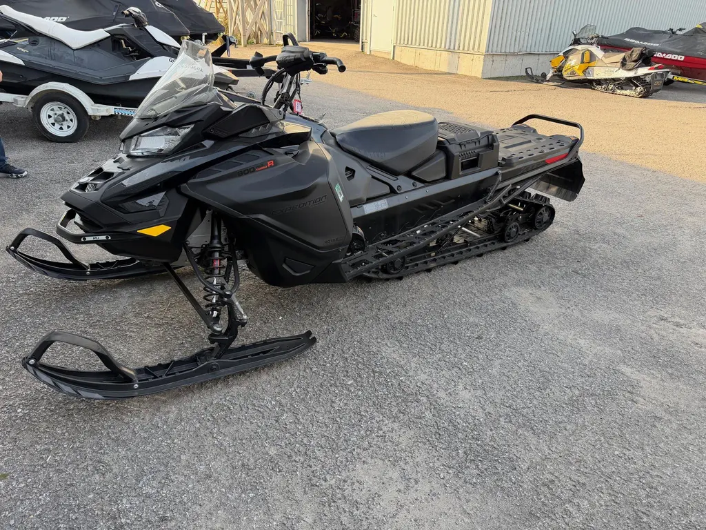 2025 Ski-Doo EXPEDITION XTREME 900 TURBO R