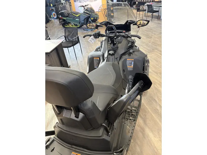 2026 Ski-Doo EXPEDITION LE 20" 900 ACE Crosscut 1.5" E.S.