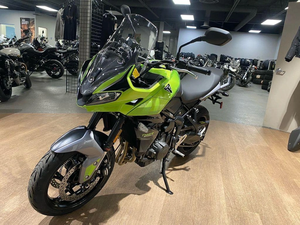 2025 Triumph Tiger Sport 660 - Green alt