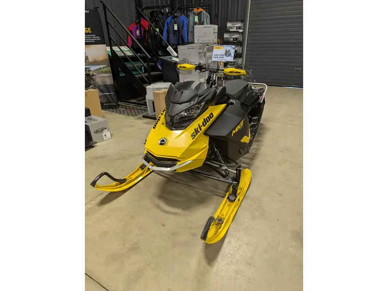 2024 Ski-Doo MXZ NEOP 6EFI BK 120 1.2RS