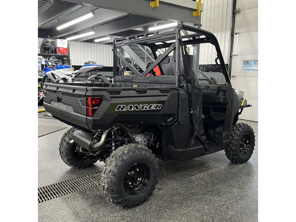 Polaris Ranger 1000 2026 alt
