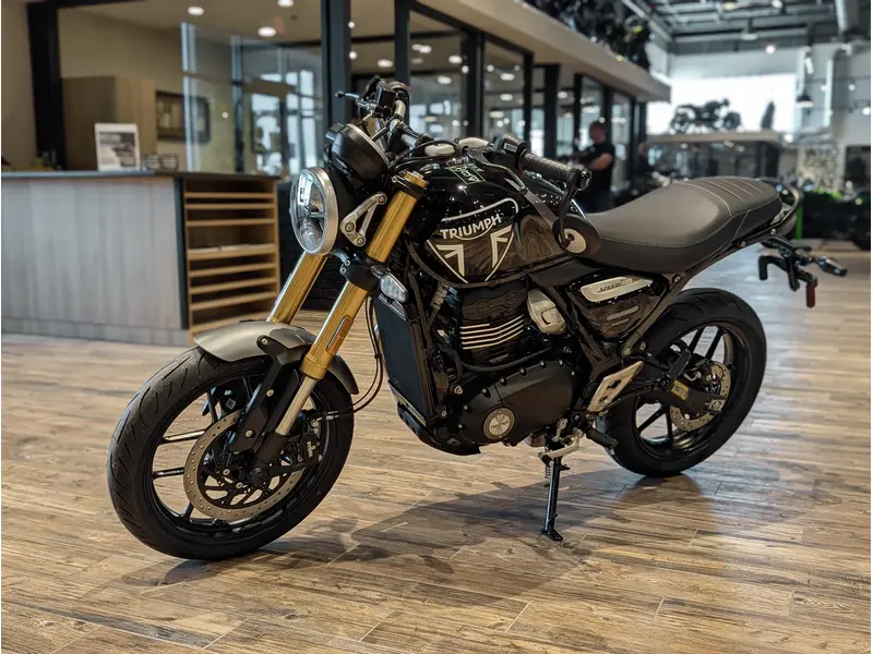 2026 Triumph Speed 400 // Phantom Black/Storm Grey