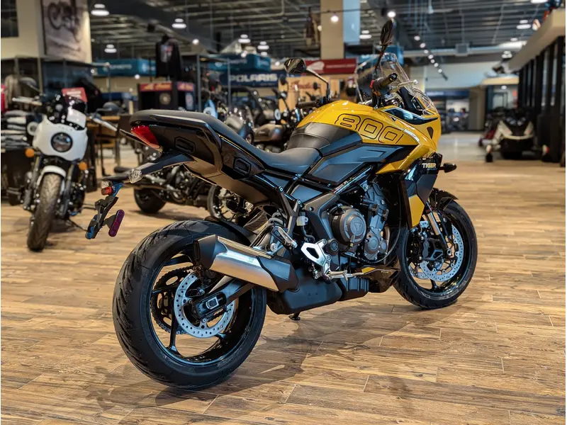 2026 Triumph Tiger Sport 800 // Cosmic Yellow/Sapphire Black