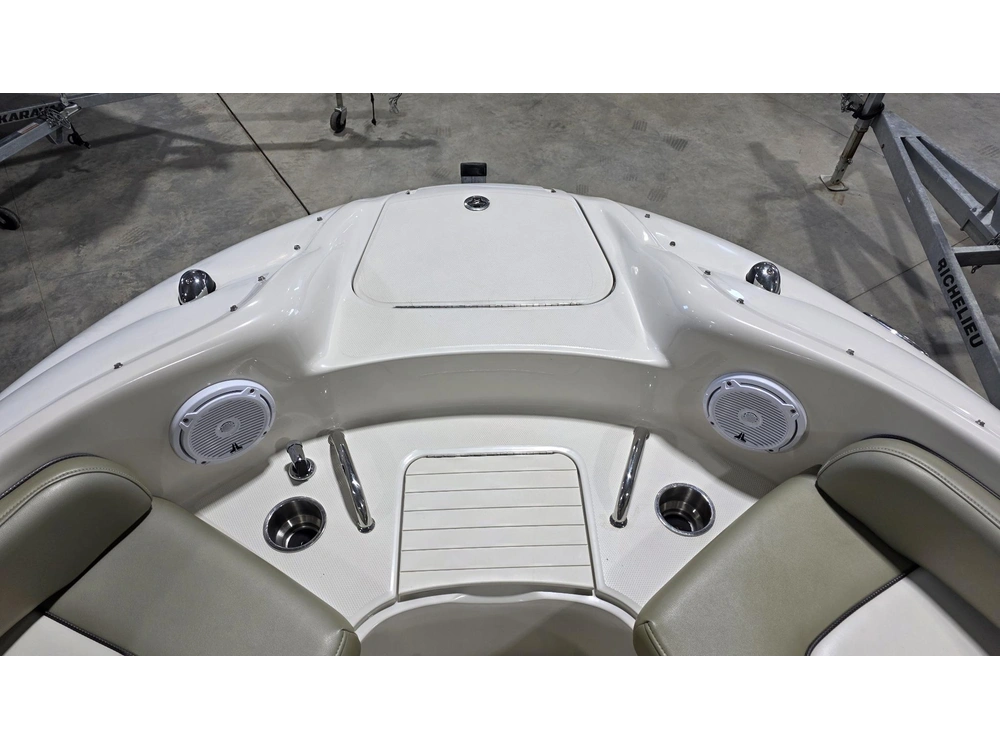 Sea Ray 240 Sundeck 2006 alt
