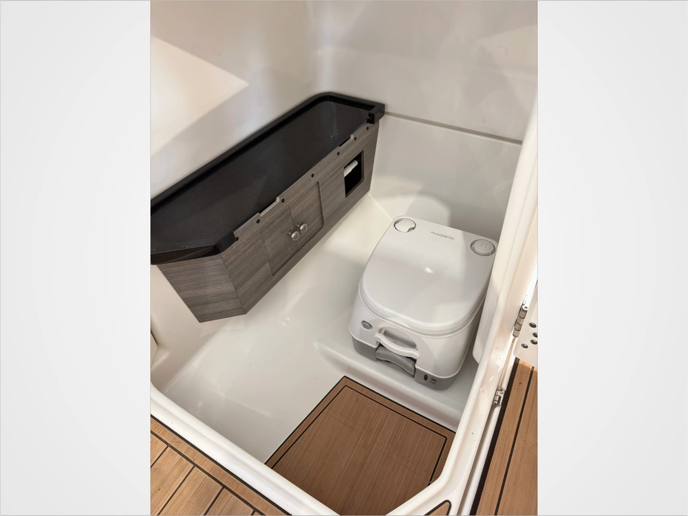2022 Yamaha 275sd Luxury Day Boat Only 52 Hours / No Luxury Tax* alt