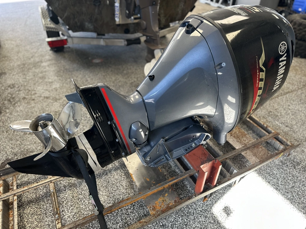 2020 Yamaha Vf115la alt