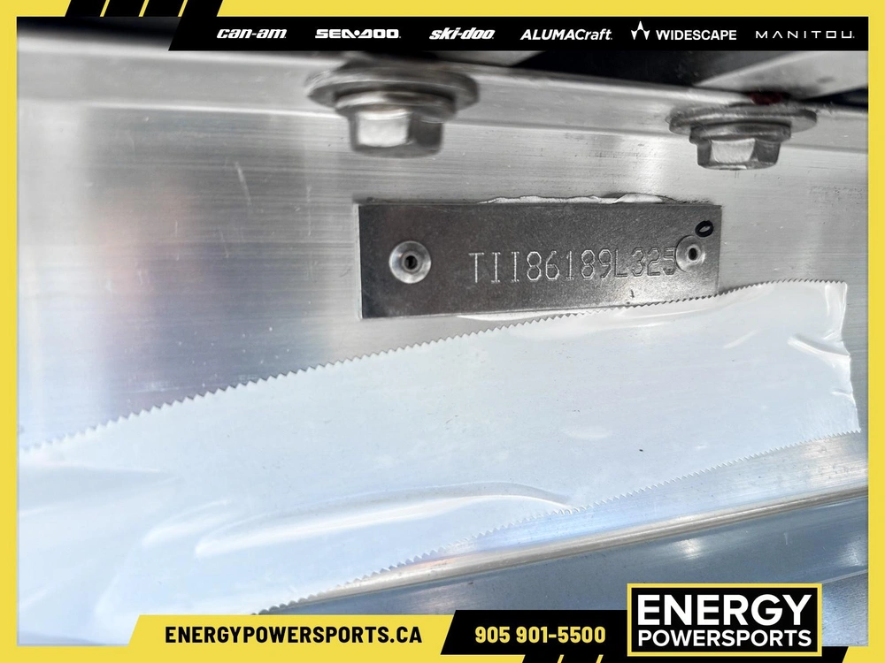 2025 Manitou Explore Switchback 24max Trifold Stealth alt