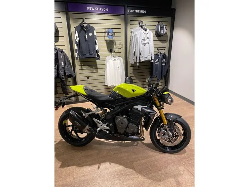 2026 Triumph SPEED TRIPLE 1200 RX - LIMITED EDITION