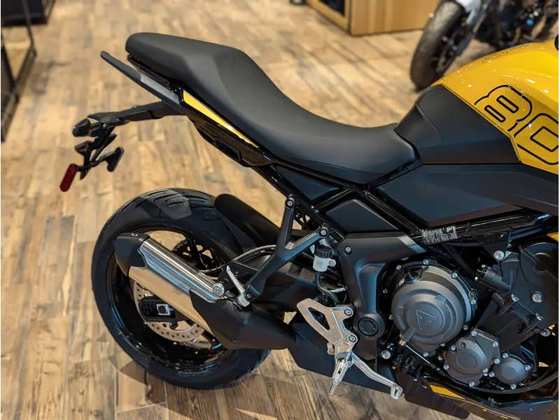 2026 Triumph Tiger Sport 800 // Cosmic Yellow/Sapphire Black