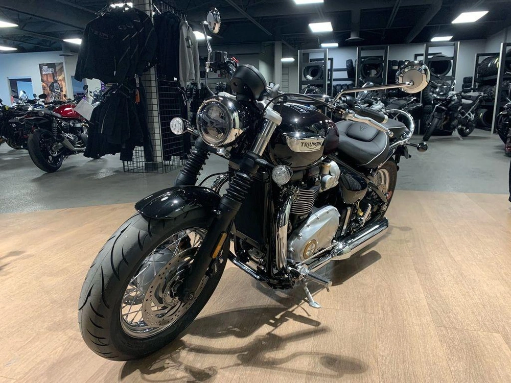 2024 Triumph Bonneville Speedmaster Base - Phantom Red/silver Red alt