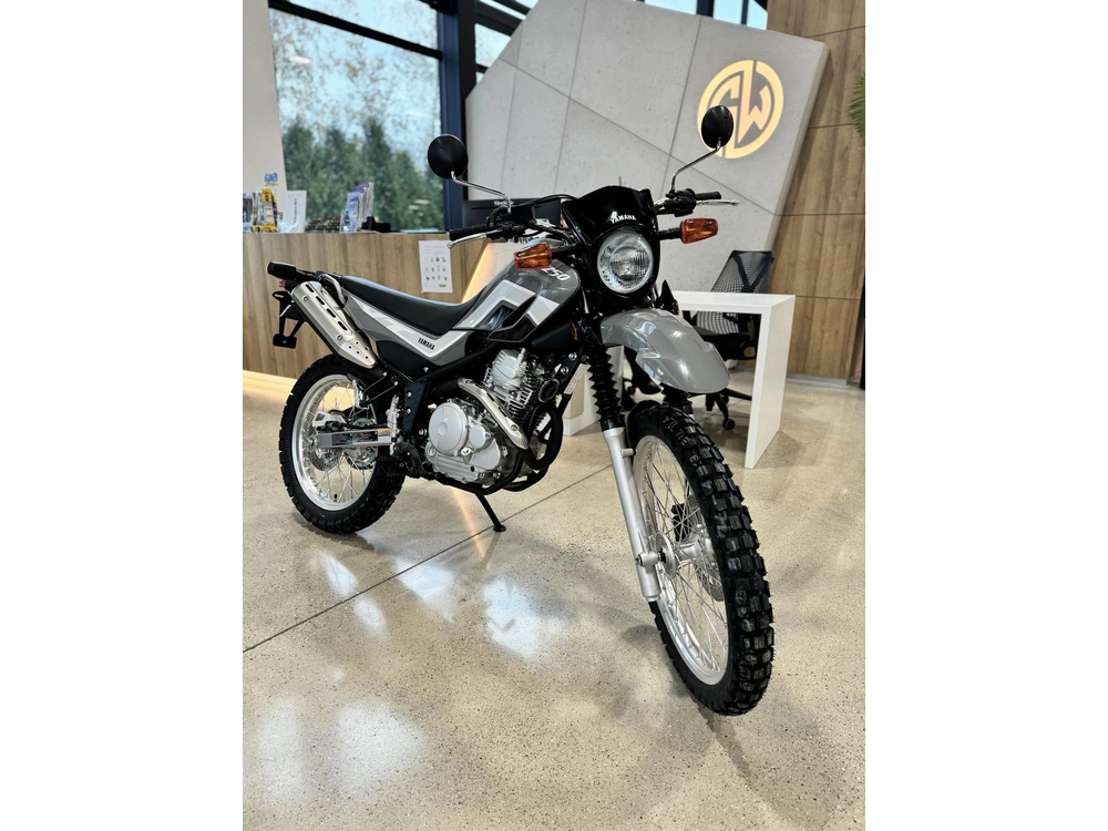 2024 Yamaha Xt250 alt