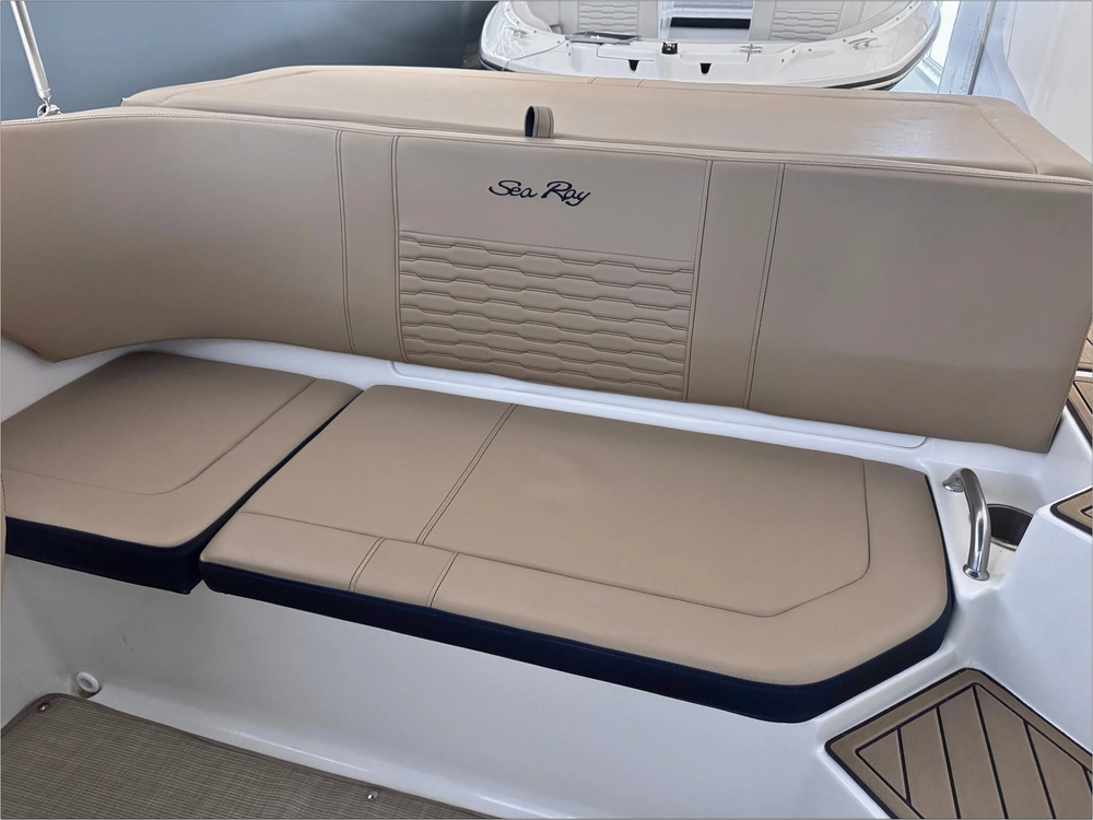 2023 Sea Ray Spx 190 No Luxury Tax* alt