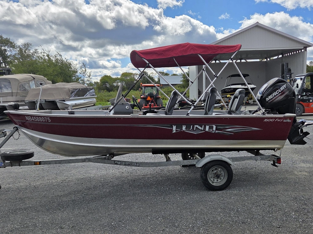 Lund Boat Co 1600 Fury 2014 alt
