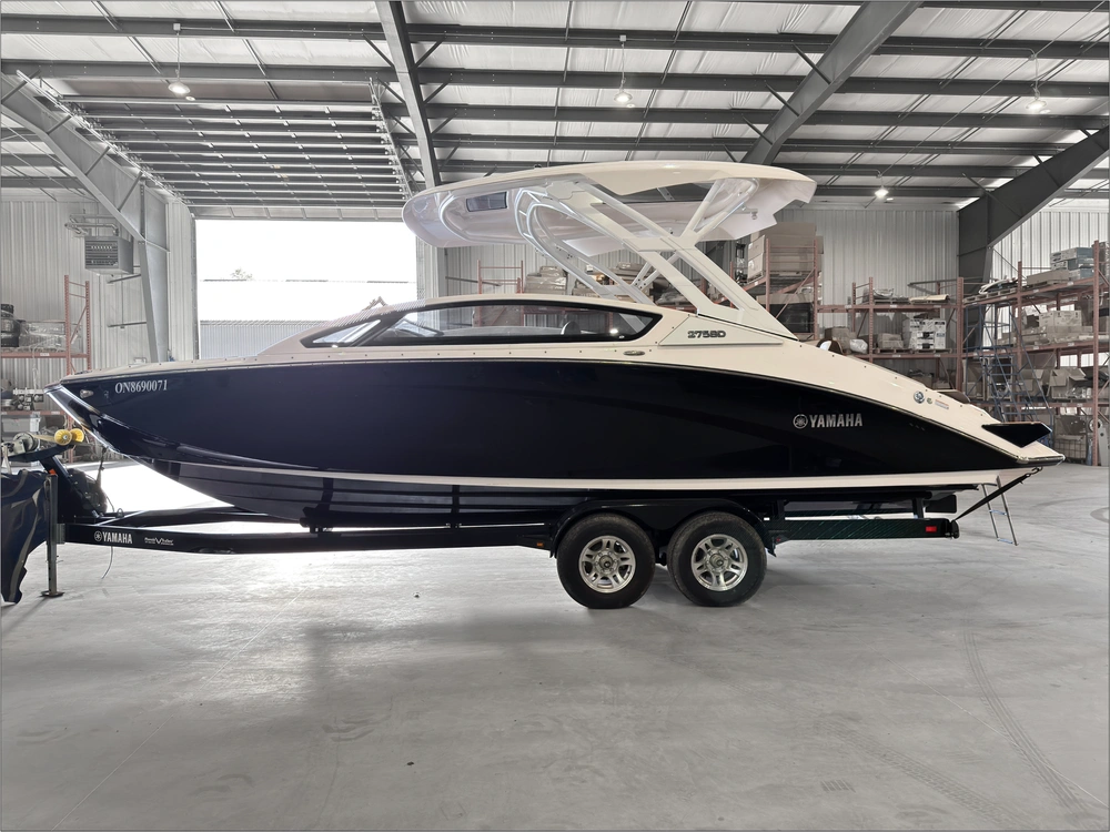 2022 Yamaha 275sd Luxury Day Boat Only 52 Hours / No Luxury Tax* alt