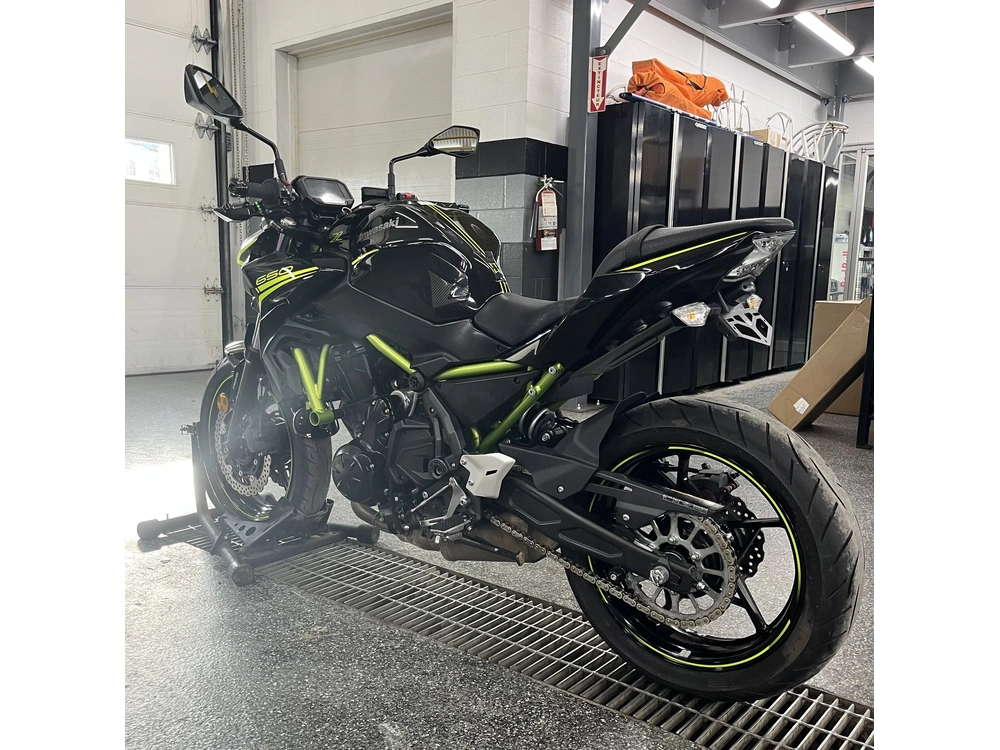 Kawasaki Er650 2020 alt