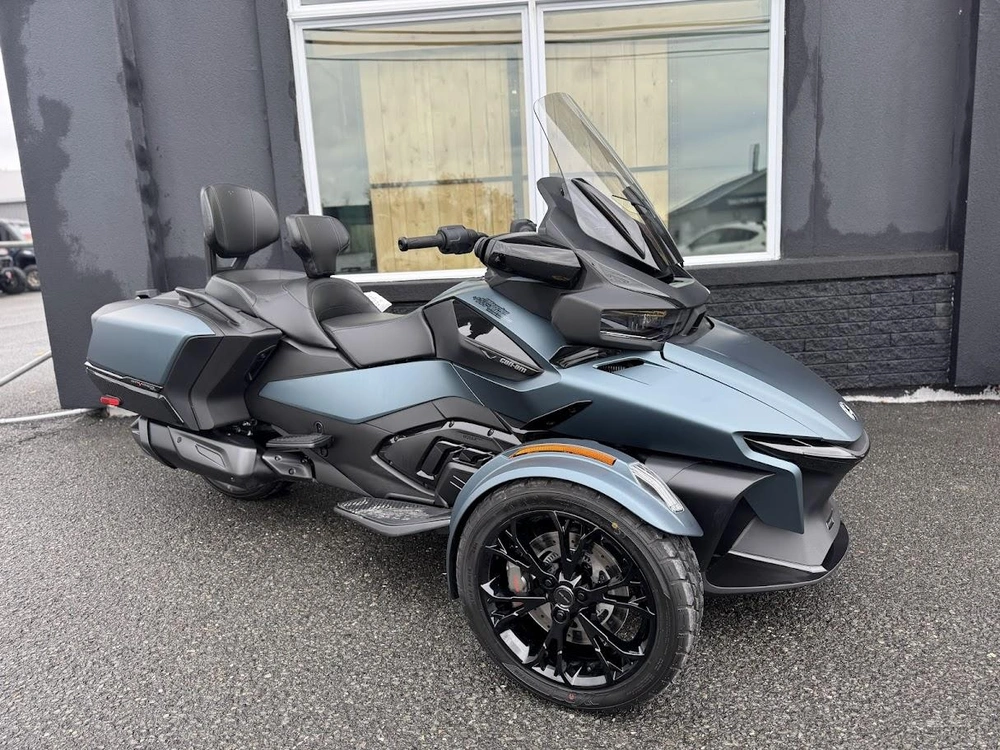 2025 Can-am Rt alt