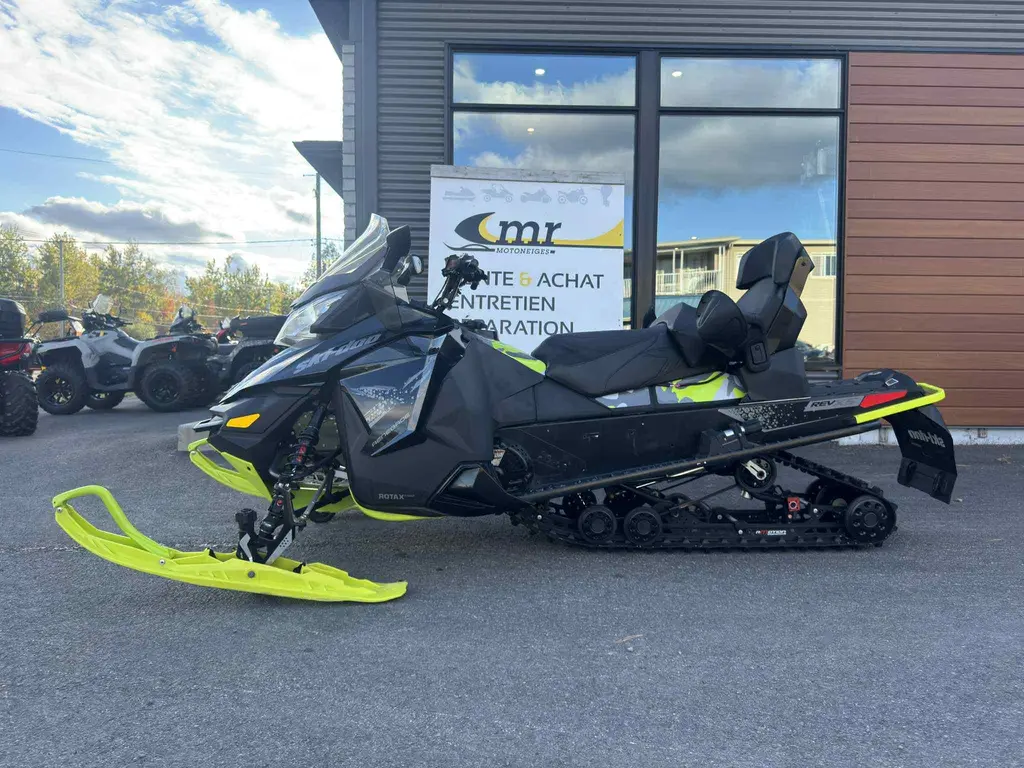 Ski-Doo RENEGADE X 1200 2016