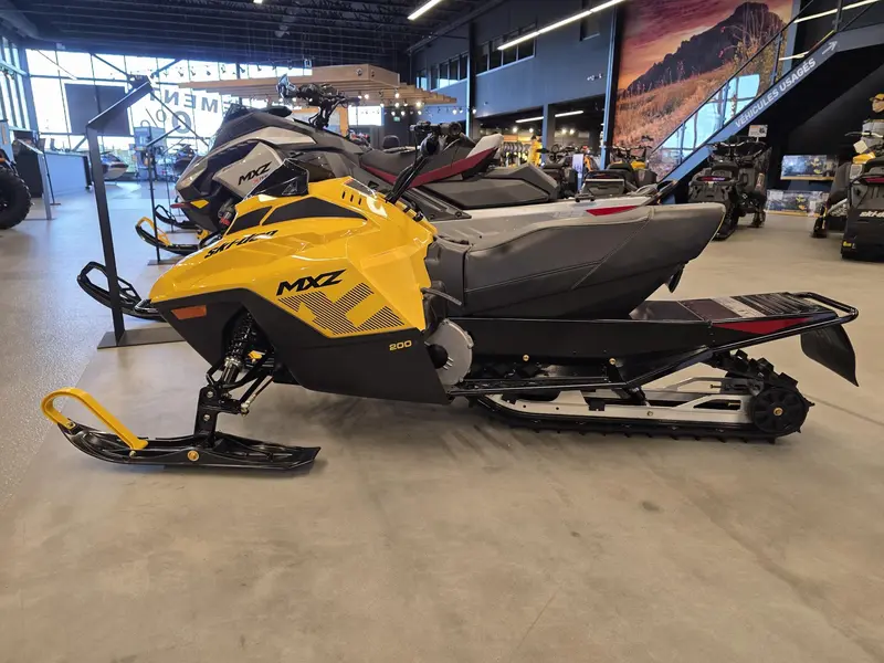 2026 Ski-Doo MXZ 200