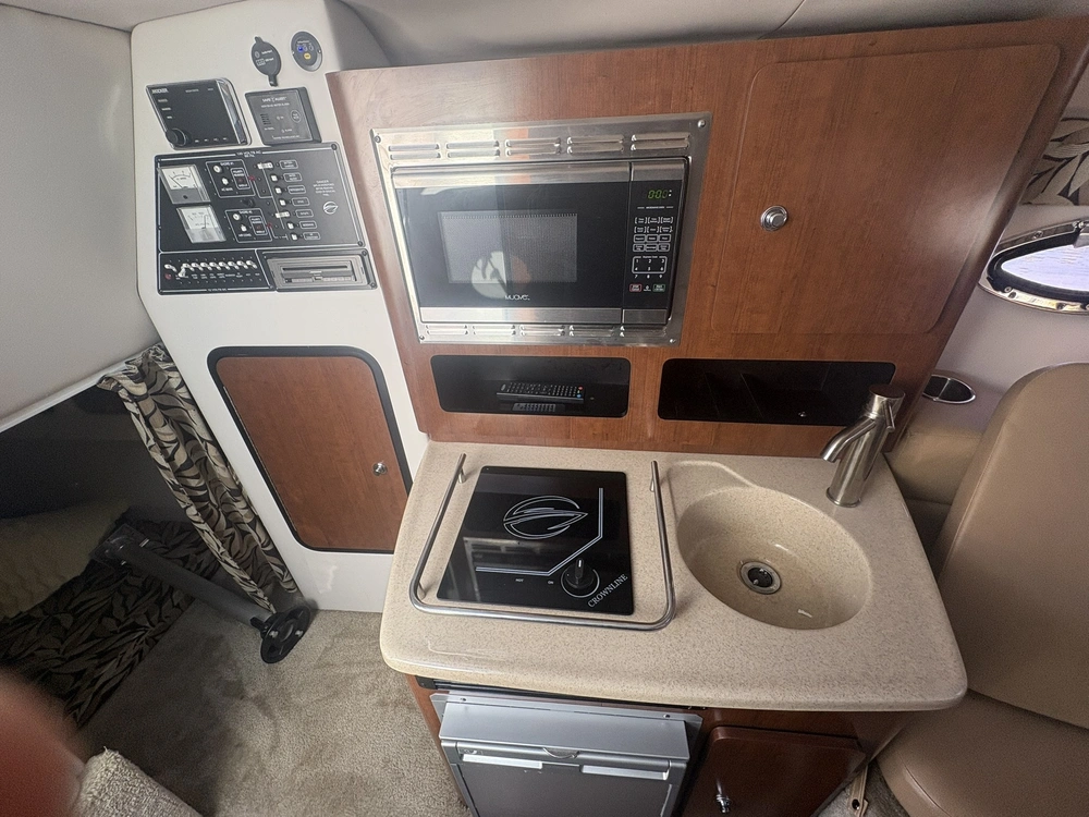 2018 Crownline 264 Cr alt