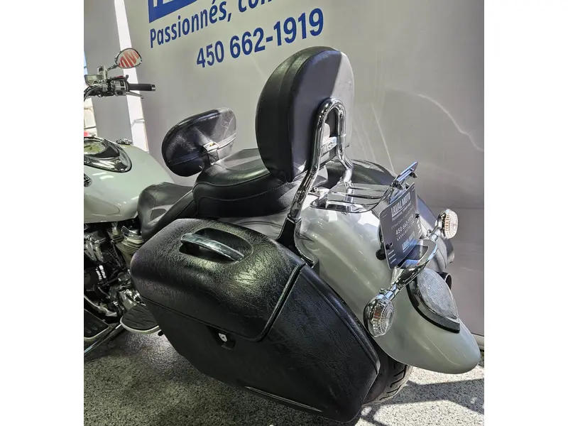 2010 Yamaha ROAD STAR ( 1700 ) thumbnail 5