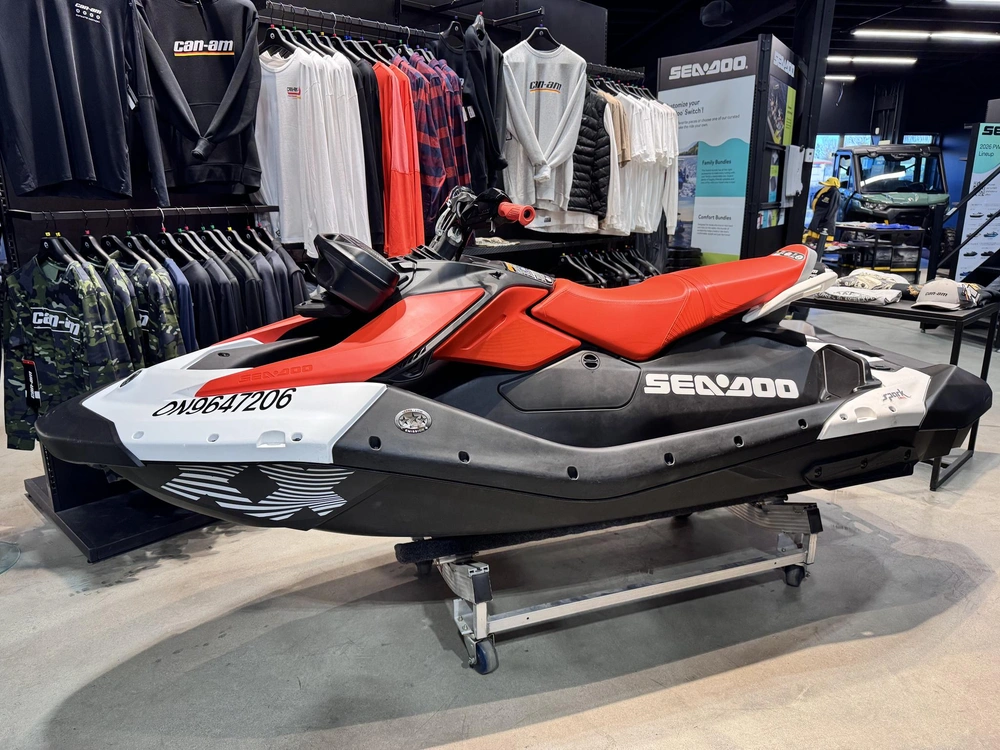 2025 Sea-doo Spark 3up Trixx 90 (sound) - Demo alt