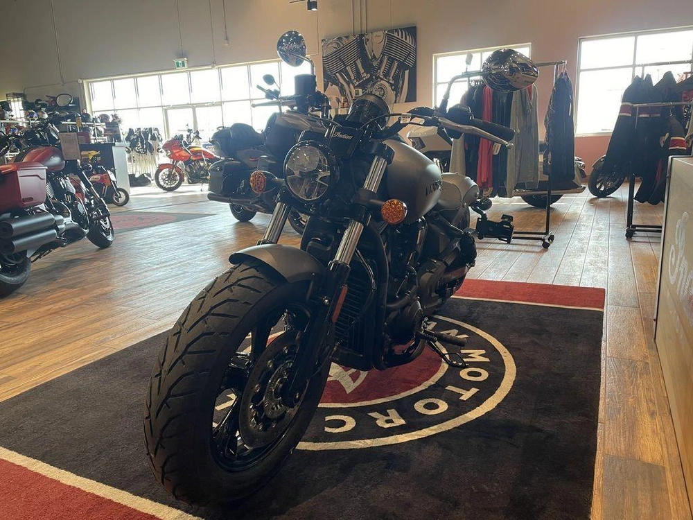 2025 Indian Motorcycle Scout Bobber Sixty Ltd alt