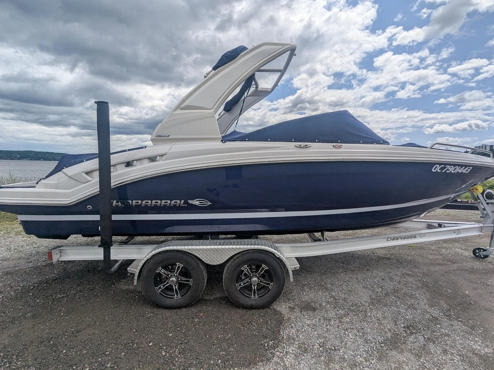 2021 Chaparral 237 Ssx alt
