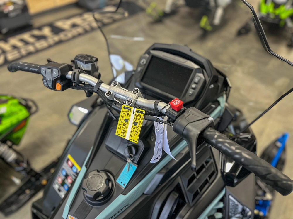 2026 Polaris 650 Voyager Adv Ultmt 2.0 alt