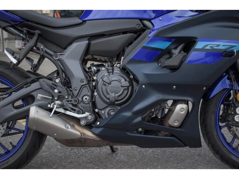 Yamaha Yzf-r7 2024 alt