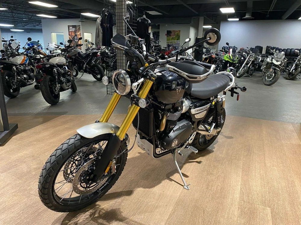 2025 Triumph Scrambler 1200 Xe alt