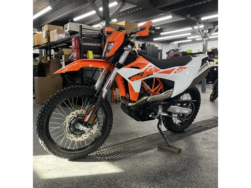 2026 KTM 690 ENDURO R