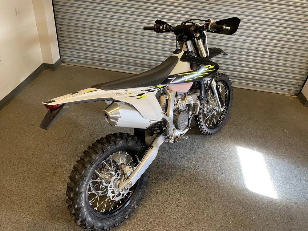 2026 Triumph Tf250-e alt
