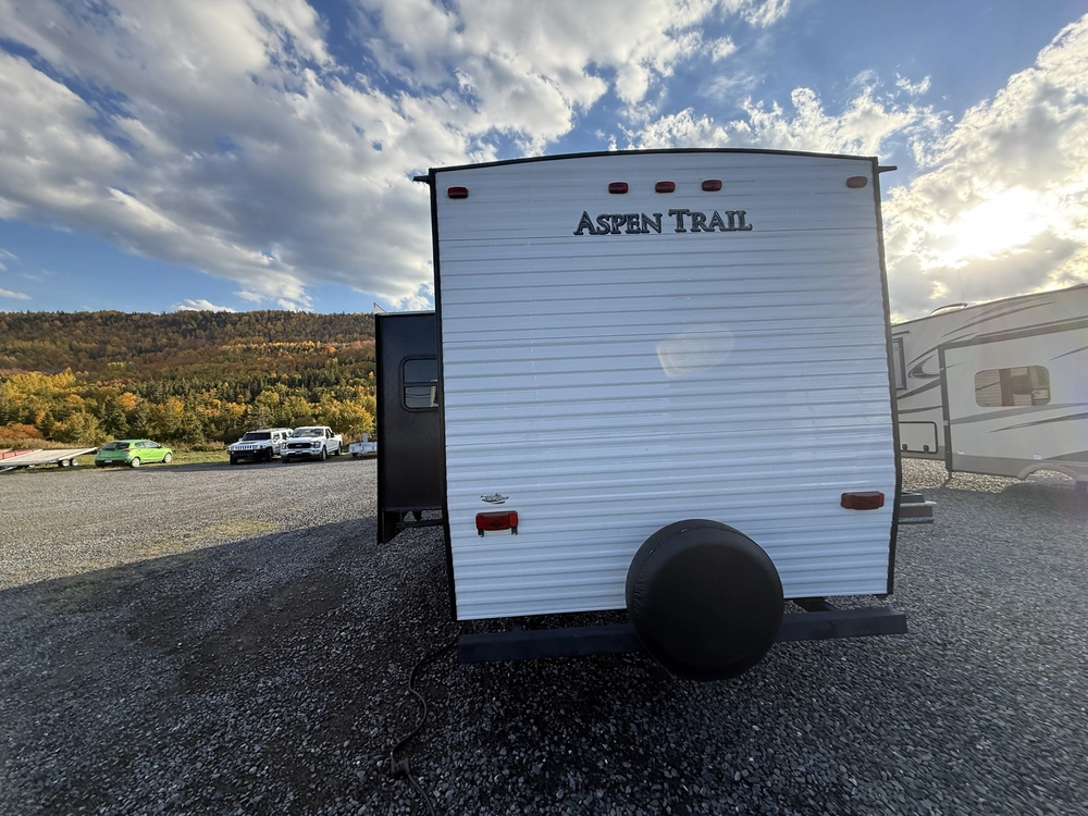 2016 Aspen Trail By Dutchmen 2730rbs alt
