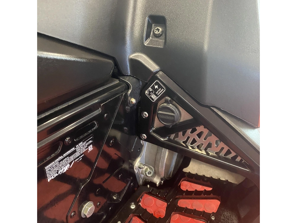 2024 Polaris 650 Switchback Xc 146 650 146 alt