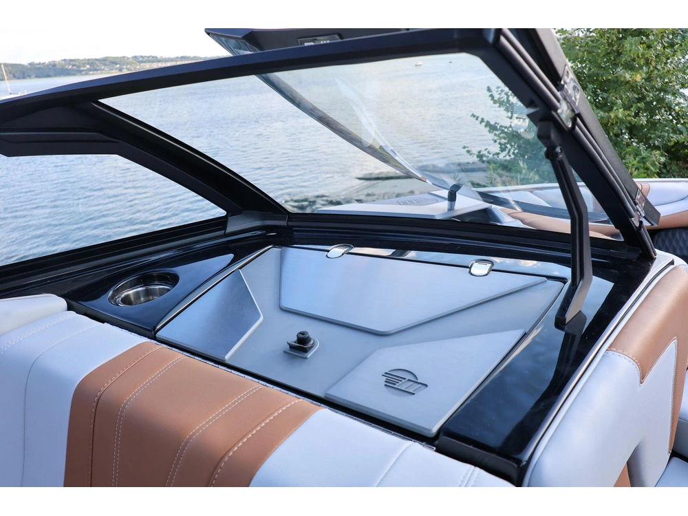 2026 Malibu 22 Lsv alt