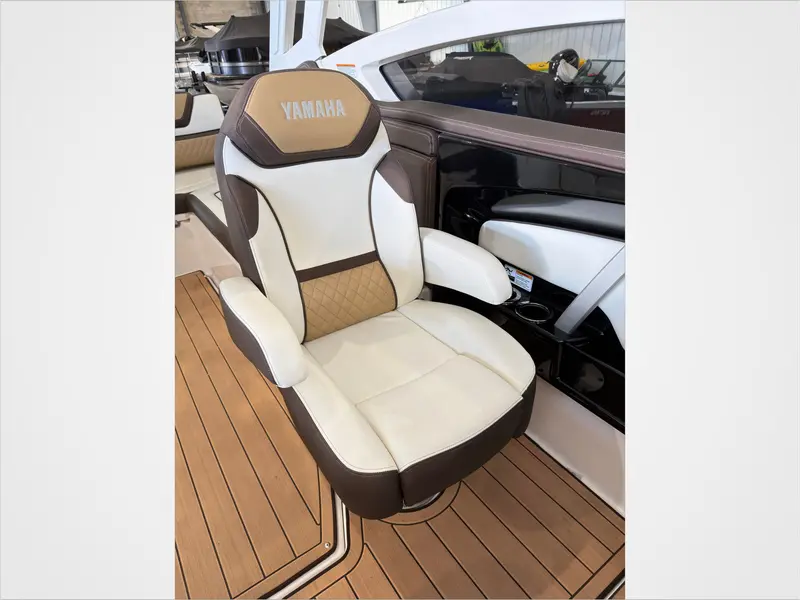 2022 Yamaha 275SD NO Luxury Tax*